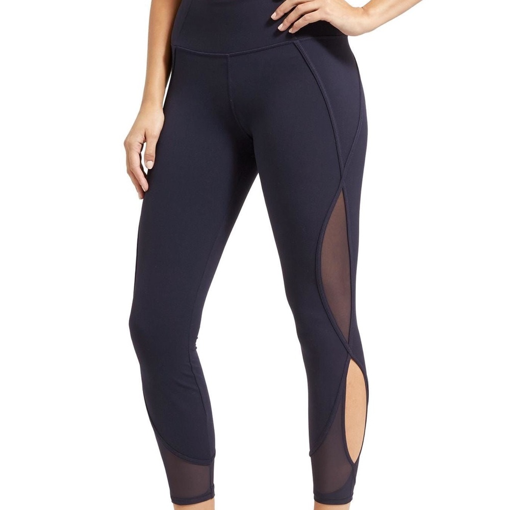 Athleta Salutation Mesh 7/8 Leggings